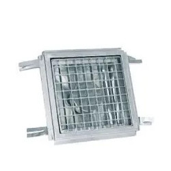 Caniveau de sol inox 300x300 mm GS33 : évacuation hygiénique avec cloche anti-odeurs