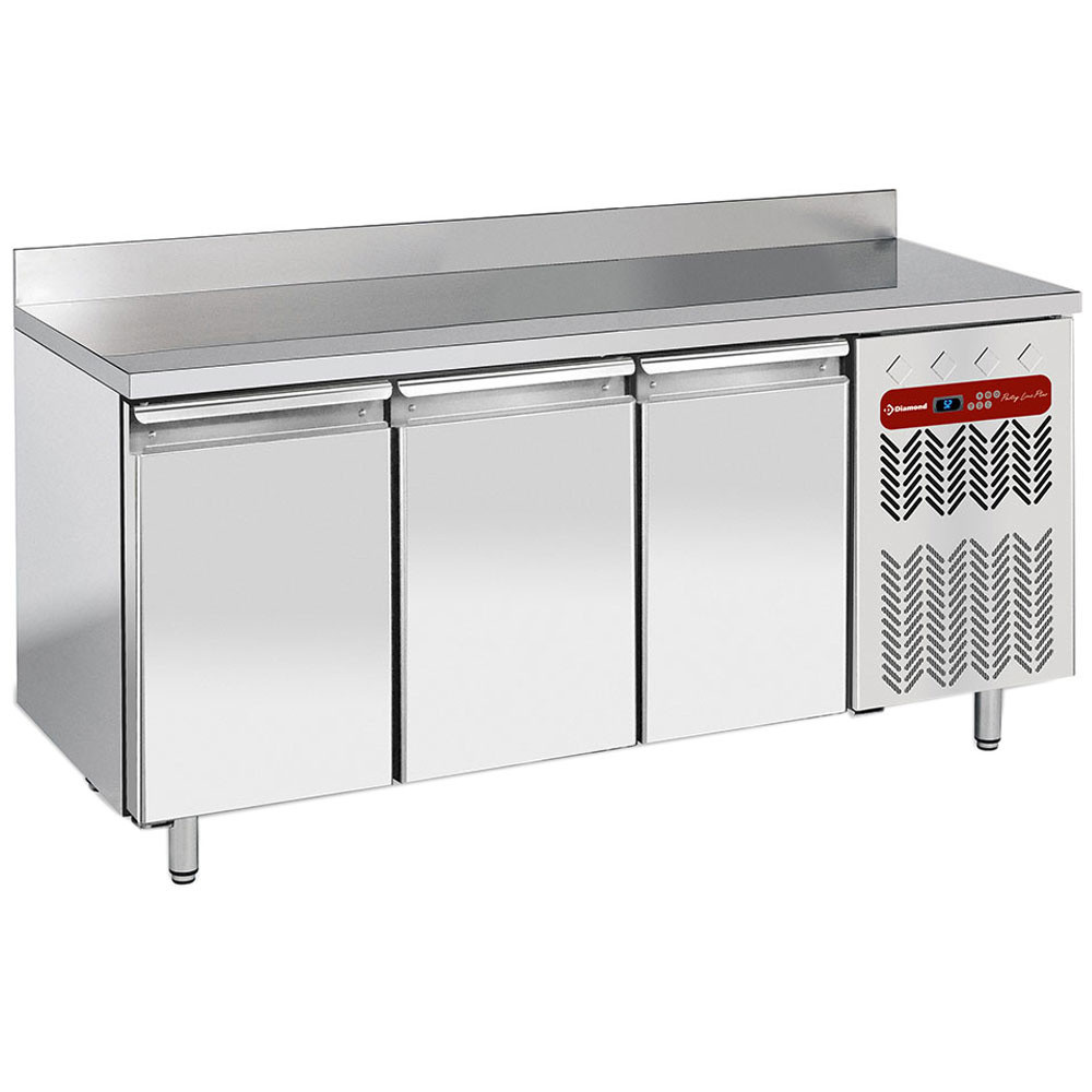 Table frigorifique murale ventilée Diamond 3 portes - 550 litres